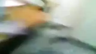 جنس صعب سريع مع فتاة المزرعة، تبلغ الذروة بسرعة وتنام فورًا