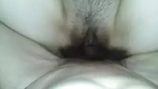 قمة التلذذ الجنسي مع زوجته التي تركب على زبه و تهيجه بنيك ساخن و حرارة كسها