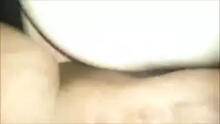 زوج الام يشاهد للاباحية ويجلخ زبه