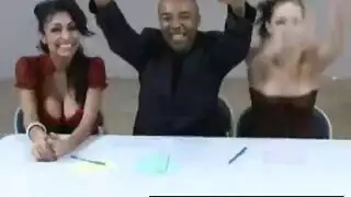 جميع الفتحات ممتلئة: جيانا في تبادل شركاء جنسي صريح